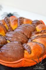 Spiced Pumpkin-Chocolate Pull-apart Spider Brioche Bread