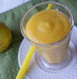 Mangolicious Mango-Pear Smoothie