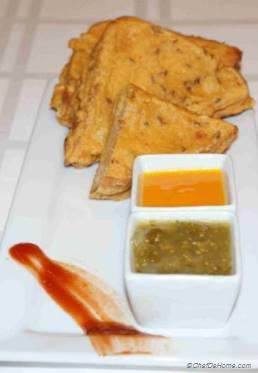 Potato Stuffed Bread Pakora