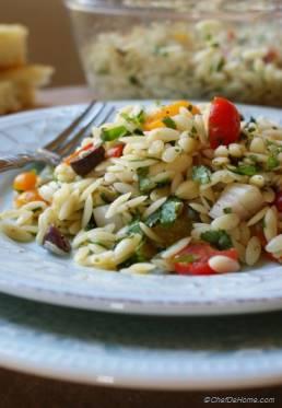 Lemon Orzo Pasta Salad with Olives and Tomatoes
