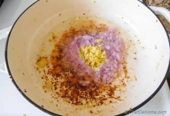 Step for Recipe - Aloo Gobi - Cauliflower Potato Curry