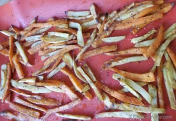 Step for Recipe - Thyme Dusted Baked Sweet Potato Fries