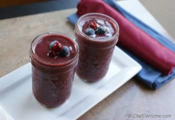 Step for Recipe - Berry Love Smoothie