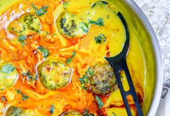 Step for Recipe - Spinach Kofta Kadhi (Curry)