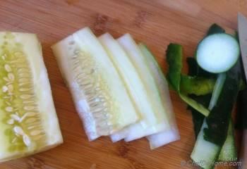 Step for Recipe - Pickled Cucumber and Cream Cheese Sandwich