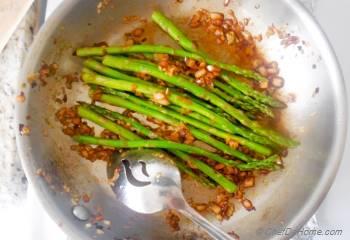 Step for Recipe - Better Than Green Beans - Vegan Kimchi Garlic Asparagus