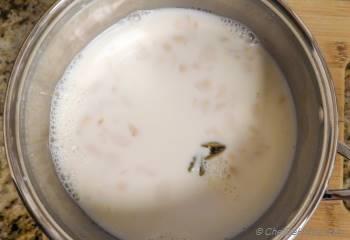 Step for Recipe - Gulkand Milk Badam Kulfi