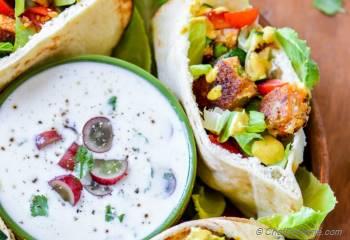 Step for Recipe - Spicy Veggie Curry Naan Pockets with Grape Raita