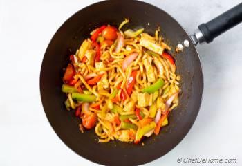 Step for Recipe - Easy Stir Fry with Udon Noodles