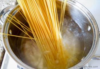 Step for Recipe - One Pot Gluten Free Spaghetti with Mushroom Sun-dried Tomato Cream Sauce