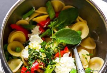 Step for Recipe - Lemon-Herb Pasta Primavera