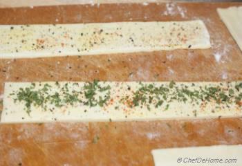 Step for Recipe - Seasoned Puff Pastry Twists