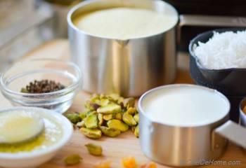 Step for Recipe - Indian Sweet Rava (Semolina) Ladoo