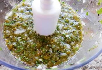 Step for Recipe - Fire Roasted Tomatillo Salsa - My other Chipotle Mexican Grill Favorite
