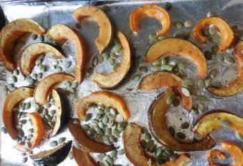 Step for Recipe - Roasted Acorn Squash with Pumpkin Seeds and Balsamic
