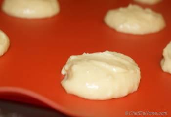 Step for Recipe - Cream Puffs with Chocolate Glaze
