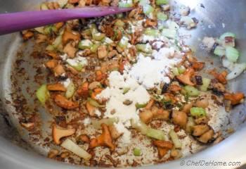 Step for Recipe - Quinoa and Wild Mushroom Soup