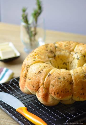Buttery Pull-Apart Herb Monkey Bread