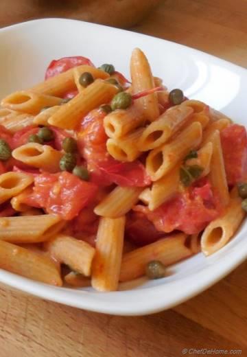 Whole Wheat Penne in Fresh Tomato Sauce