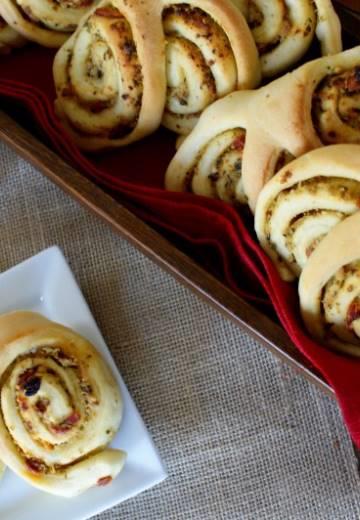 Three Swirls Breakfast Bread Rolls with Basil Pesto and Sun-dried Tomato