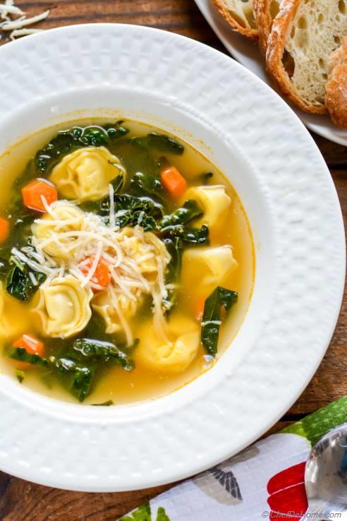 15 Minutes Easy Kale Tortellini Soup Recipe | ChefDeHome.com