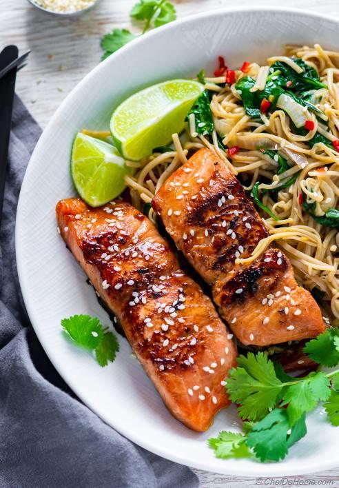Teriyaki Salmon Soba Noodles Bowl Recipe | ChefDeHome.com