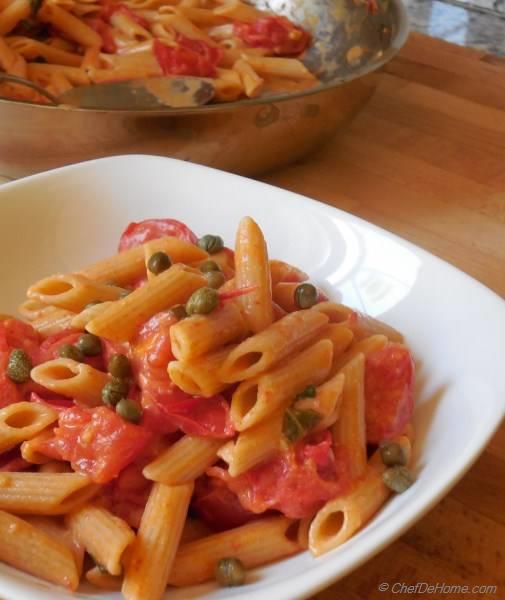 Whole Wheat Penne in Fresh Tomato Sauce