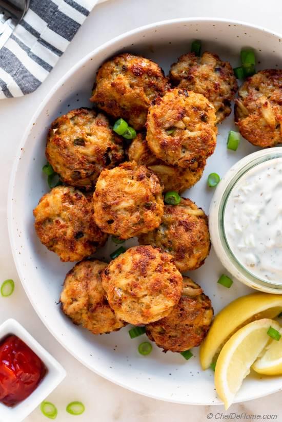Baked Mini Crab Cakes Recipe | ChefDeHome.com