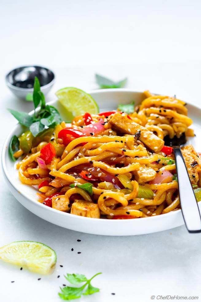 Easy Stir Fry with Udon Noodles - Stir Fry Noodles Recipe | ChefDeHome.com