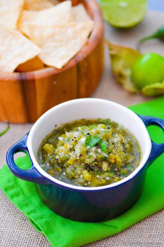 Fire Roasted Tomatillo Salsa - My other Chipotle Mexican Grill Favorite ...