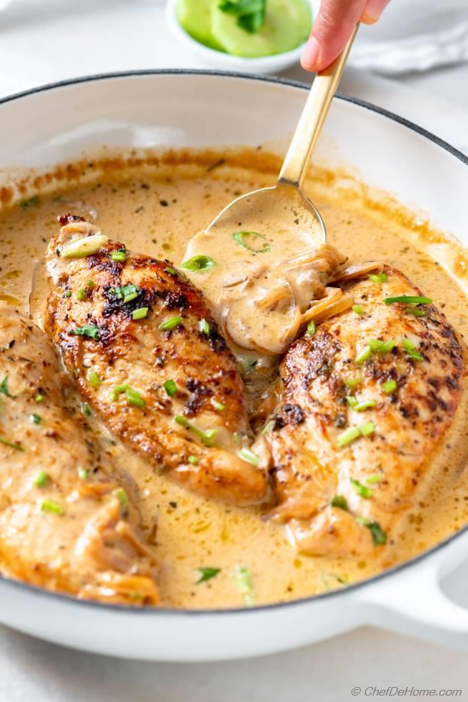 Caramelized Onion Cream Sauce with Chicken Recipe