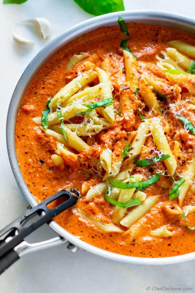 Pasta in Vodka Cream Sauce Recipe