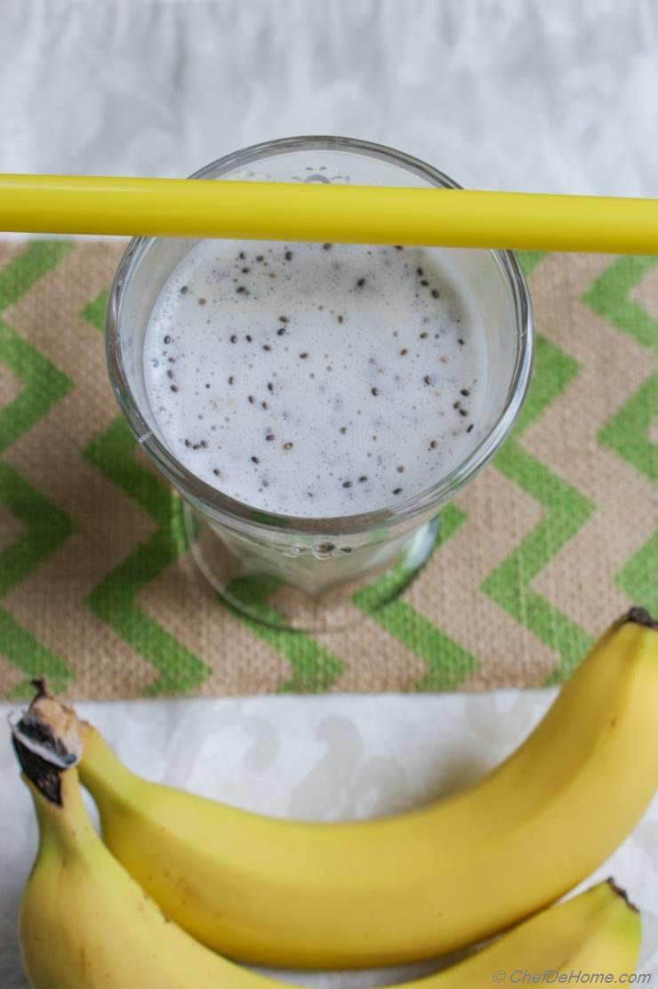 Skinny Banana Breakfast Shake with Almond Milk and Chia