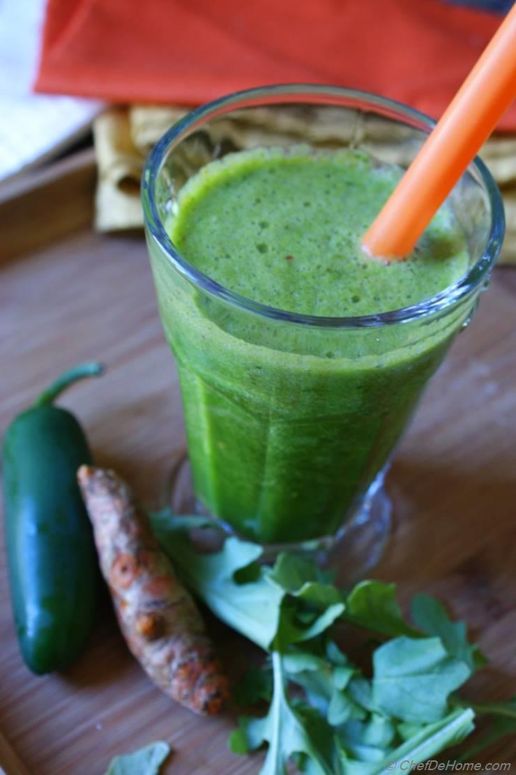 Hot Rocket Arugula, Jalapeno, and Turmeric Smoothie