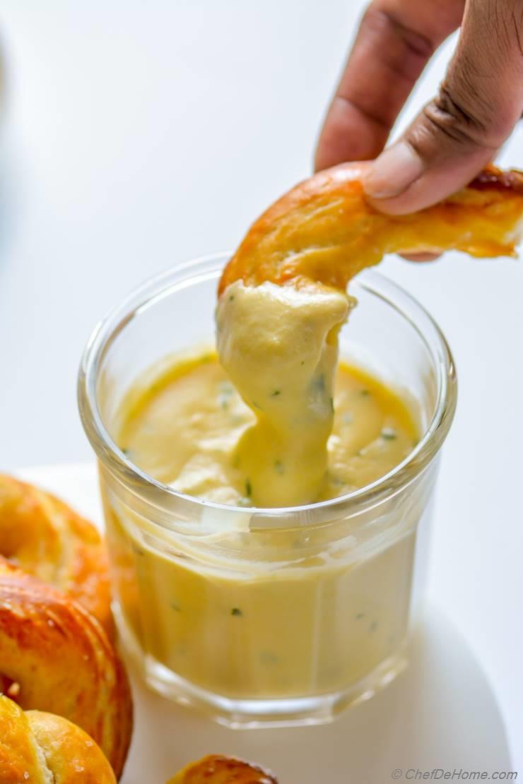 Beer Cheese Dip for Pretzels