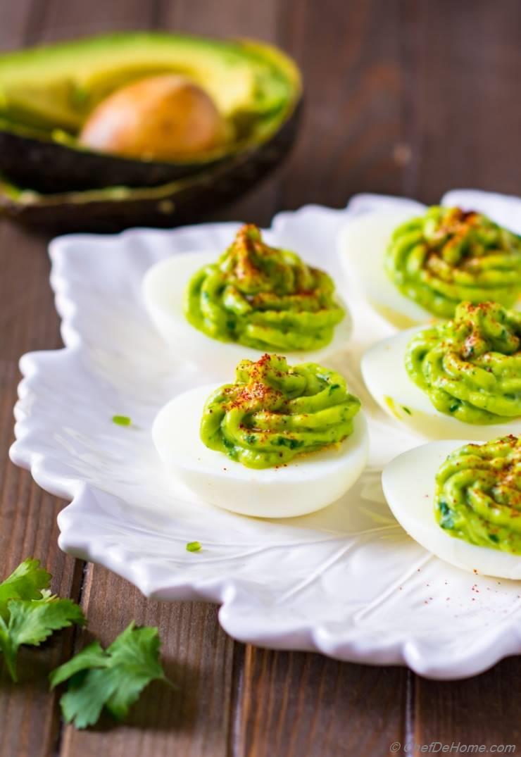 Healthy Deviled Eggs with Avocado