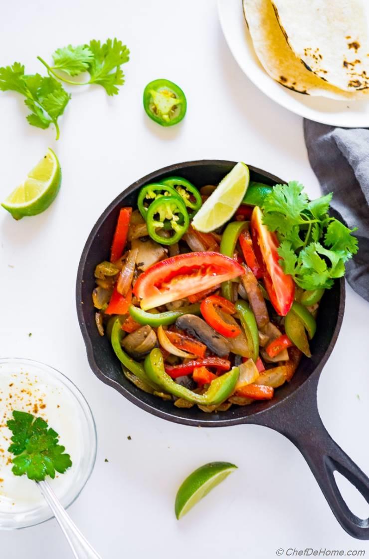 Healthy Vegetarian Fajitas Recipe | ChefDeHome.com