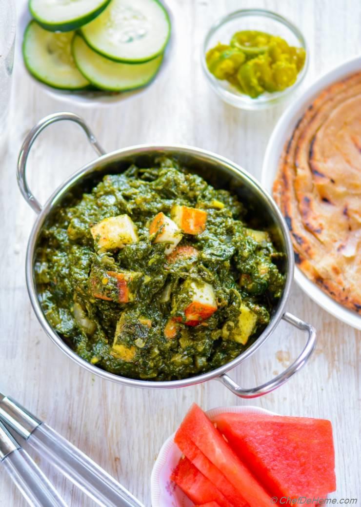 Restaurant Style Palak Saag Paneer