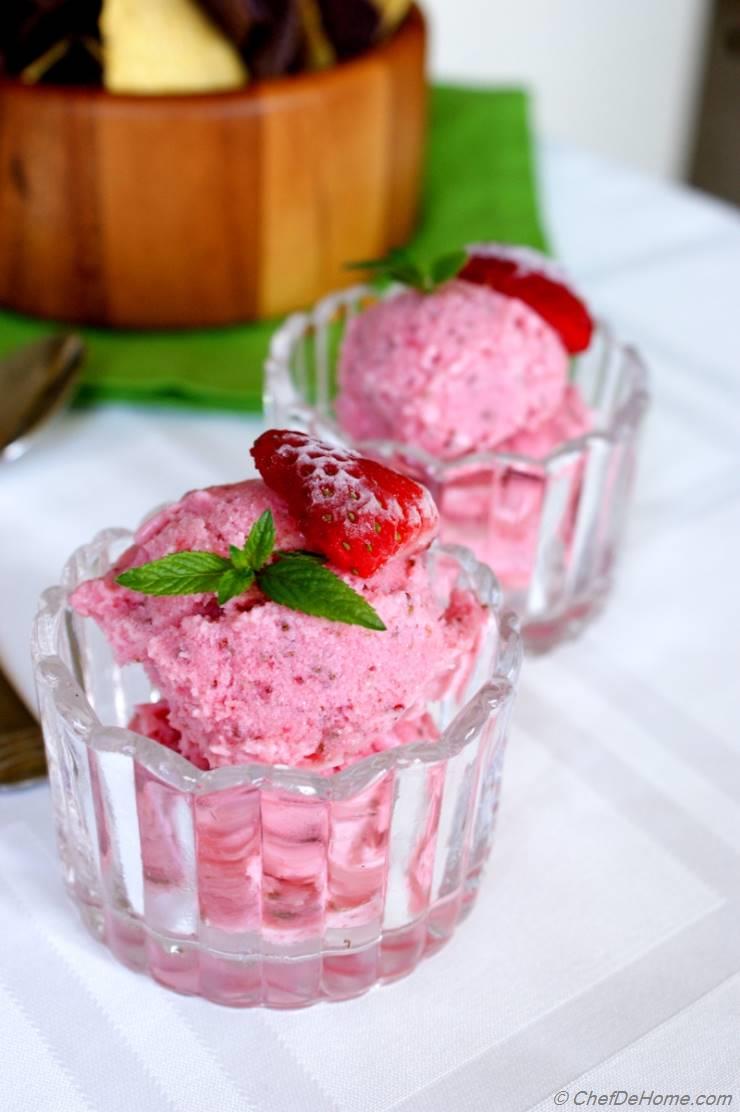 Strawberry Chia Frozen Yogurt