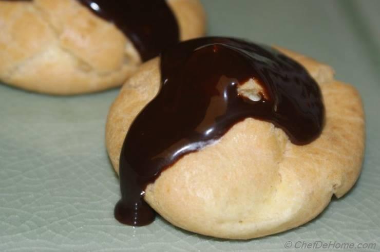 Cream Puffs with Chocolate Glaze