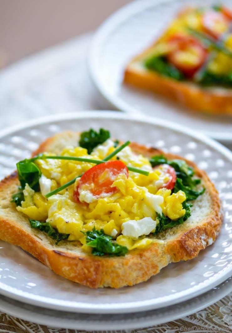 Scrambled Eggs With Goat Cheese And Kale Recipe Chefdehome Com