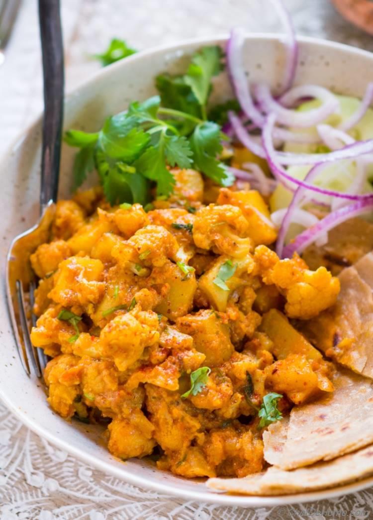 Aloo Gobi for vegetarian Indian dinner | chefdehome.com