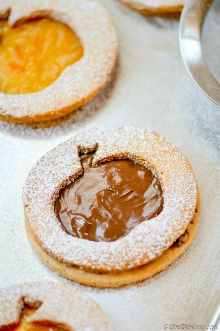 These Apple Linzer Cookies will look great in your cookie gift bag! Also, there gorgeous look and big size is great for Bake Sale!