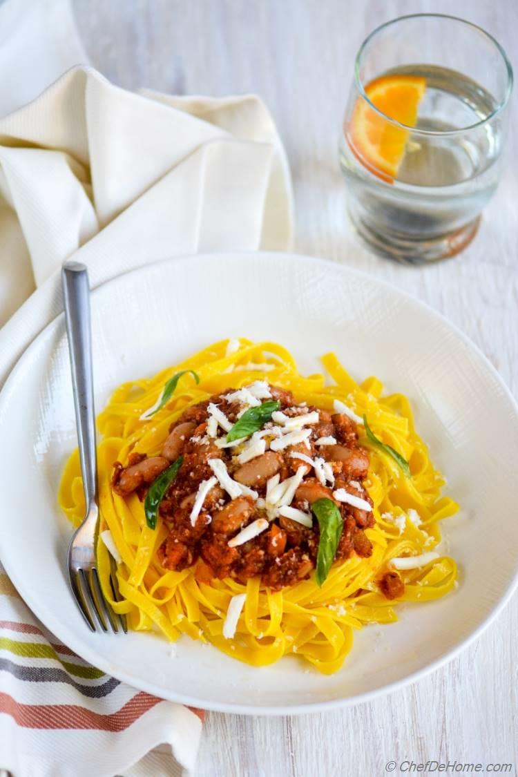 Meat-less Bean Ragu with Saffron Fettuccine for Italian Dinner at Home | chefdehome.com 