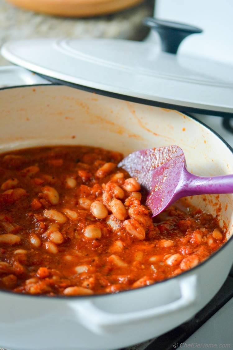 Made-from-scratch - Vegan Cannellini Beans Ragu Pasta Sauce | chefdehome.com