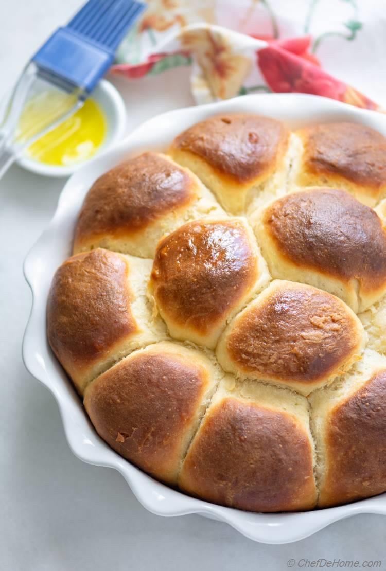 Soft No Knead Dinner Rolls