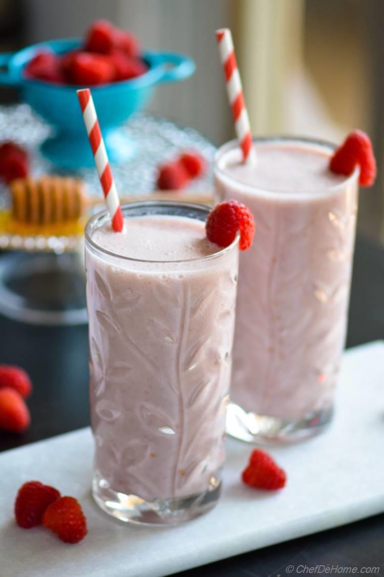 High Protein Calcium and Vitamin D Rich Raspberry Breakfast Shake | chefdehome.com
