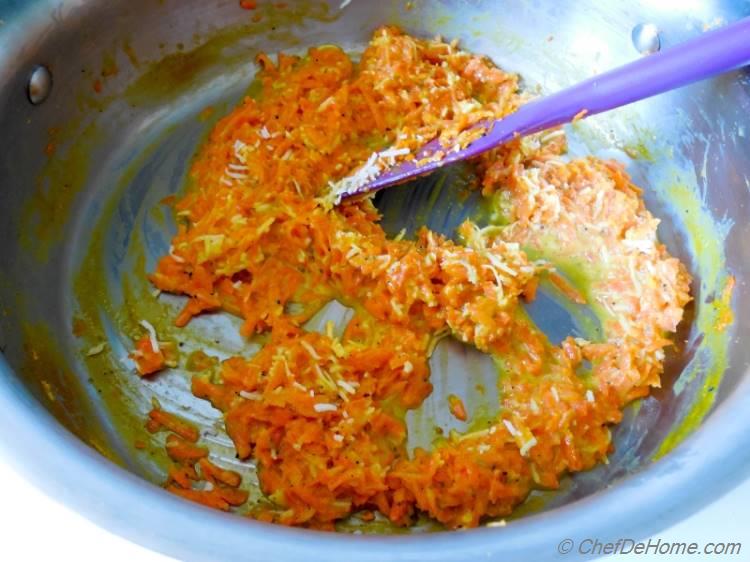 Making of Carrot Halwa Ladoos