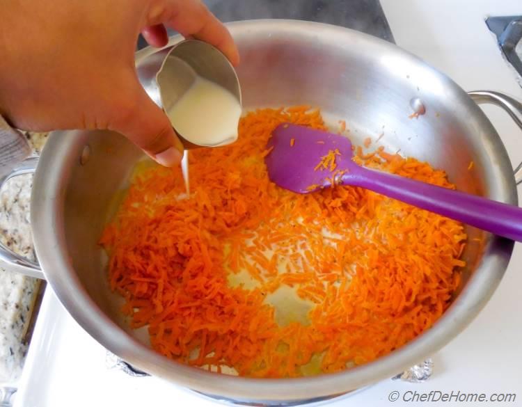 Making of Carrot Halwa Ladoos