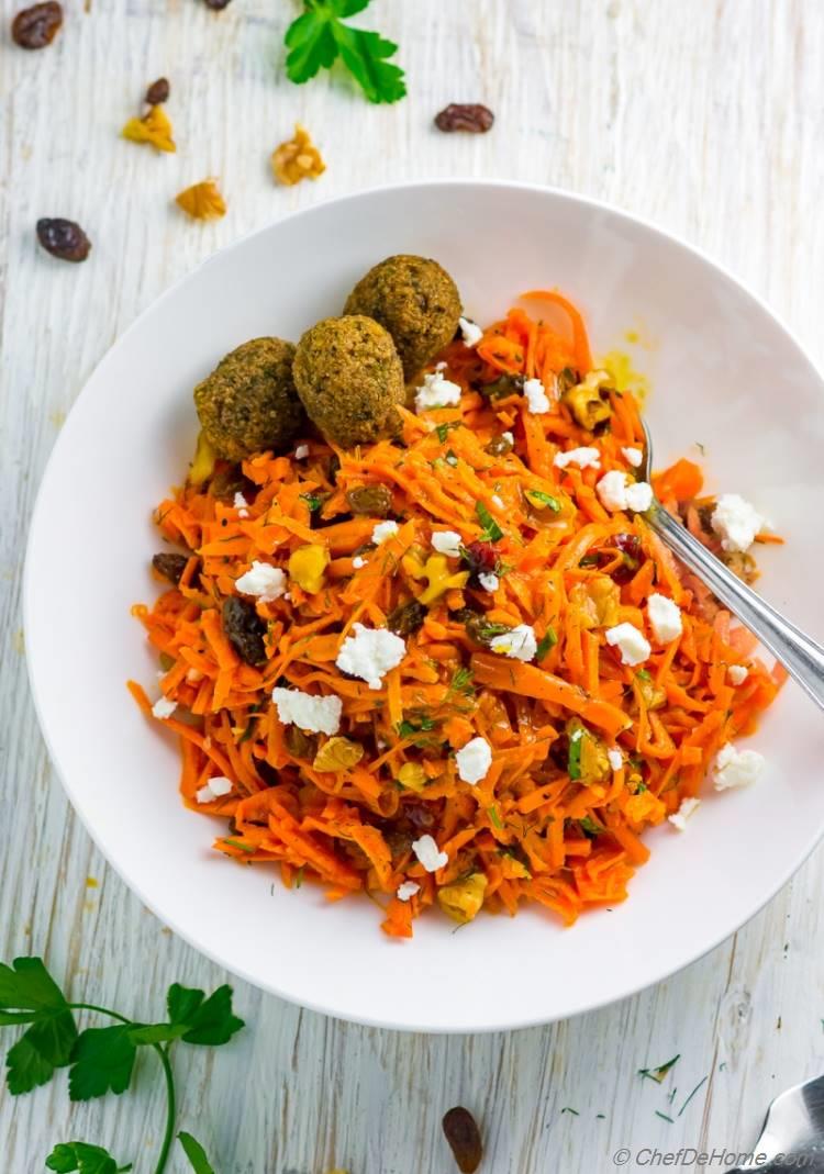 Refreshing Carrot Salad with Moroccan Flavors